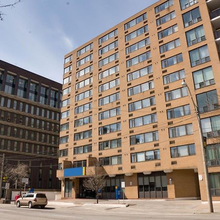 Toronto Metropolitan University-International Living Learning Residence Esterno foto