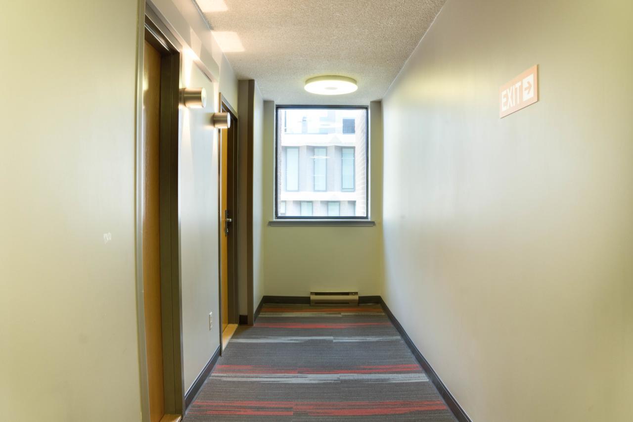 Toronto Metropolitan University-International Living Learning Residence Esterno foto